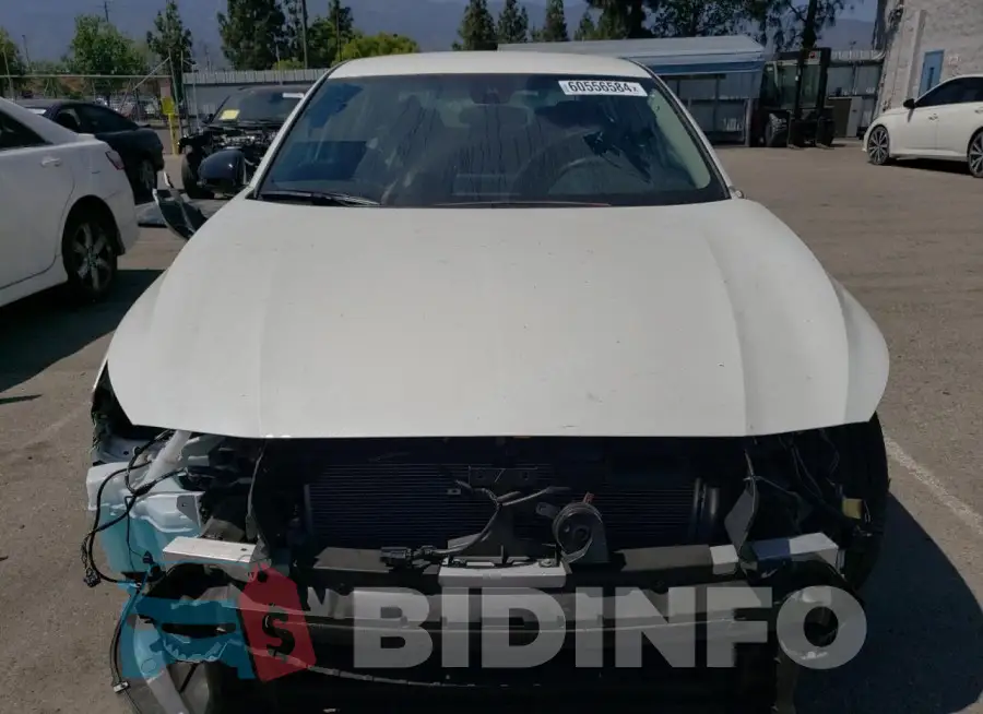 1N4BL4CV9PN389982 Photo# 5