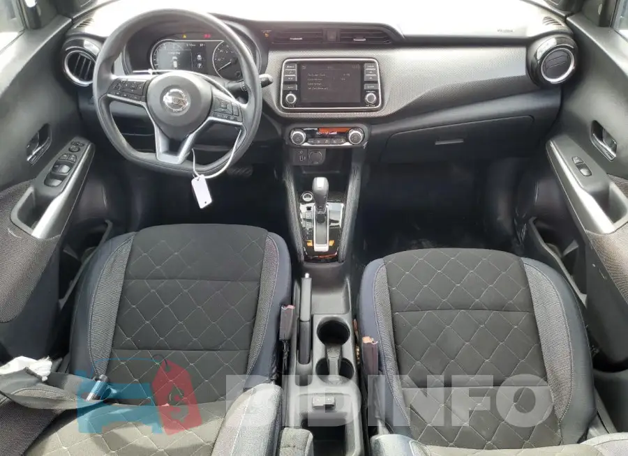 3N1CP5CU2JL526643 Photo# 8