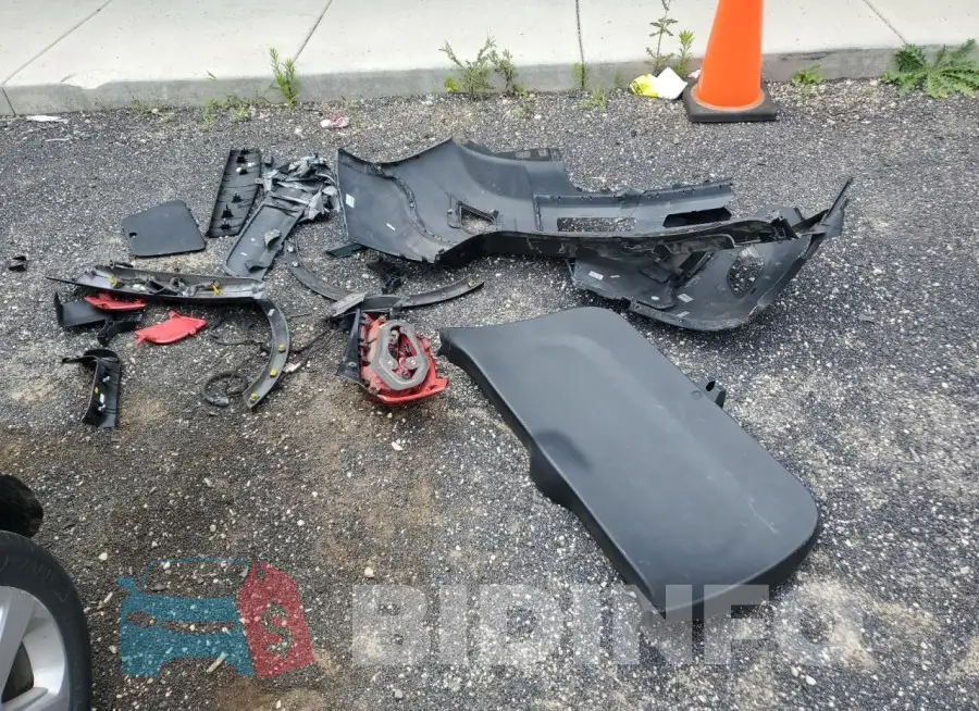 KL4CJCSB6FB243538 Photo# 12