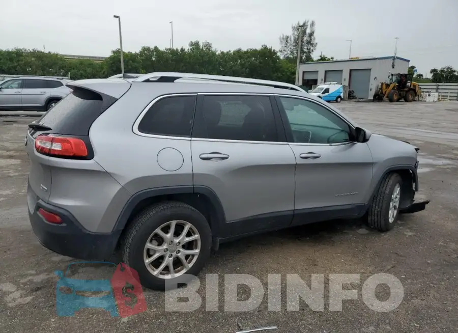 1C4PJLCB5HW580848 Photo# 3
