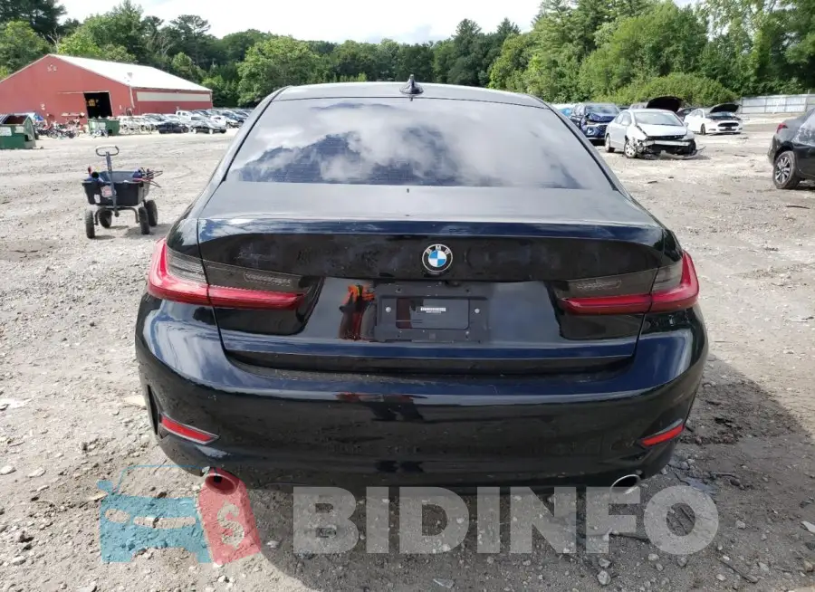 3MW5R7J03N8C65332 Photo# 6