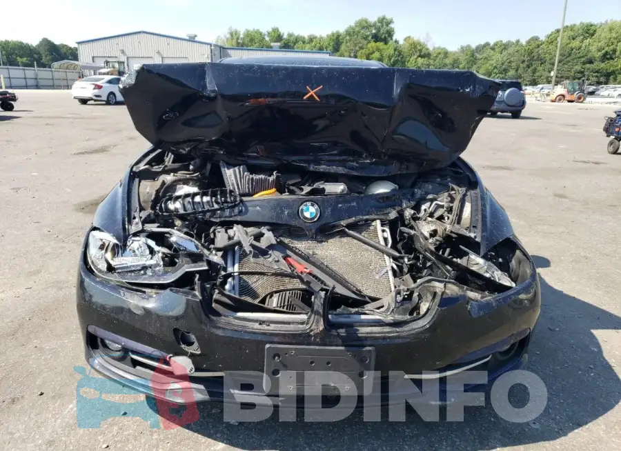 WBA8E3G51GNT76336 Photo# 5