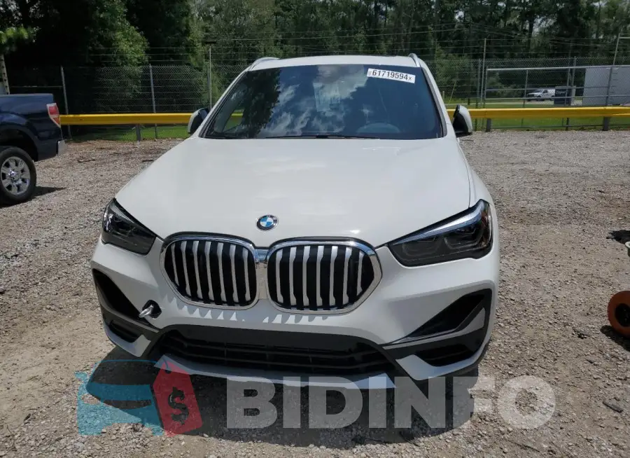 WBXJG7C04M5T90407 Photo# 5