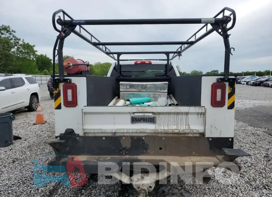1GC1KREY8KF218284 Photo# 6