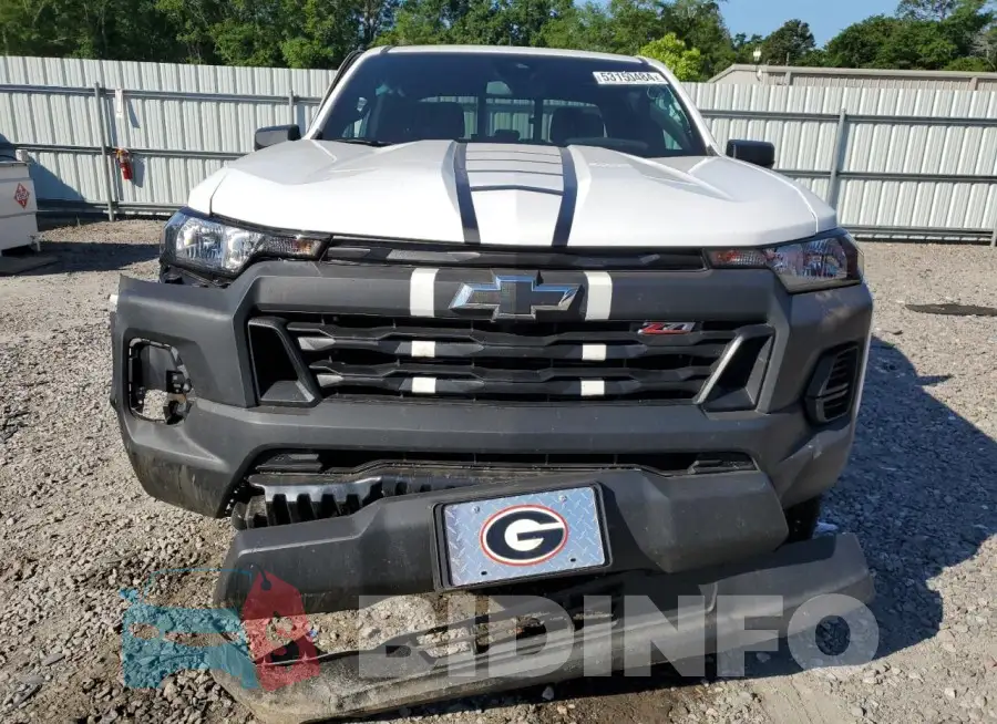 1GCGSBEC9P1201729 Photo# 5