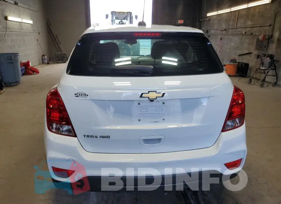 KL7CJNSB6JB734330 Photo# 6
