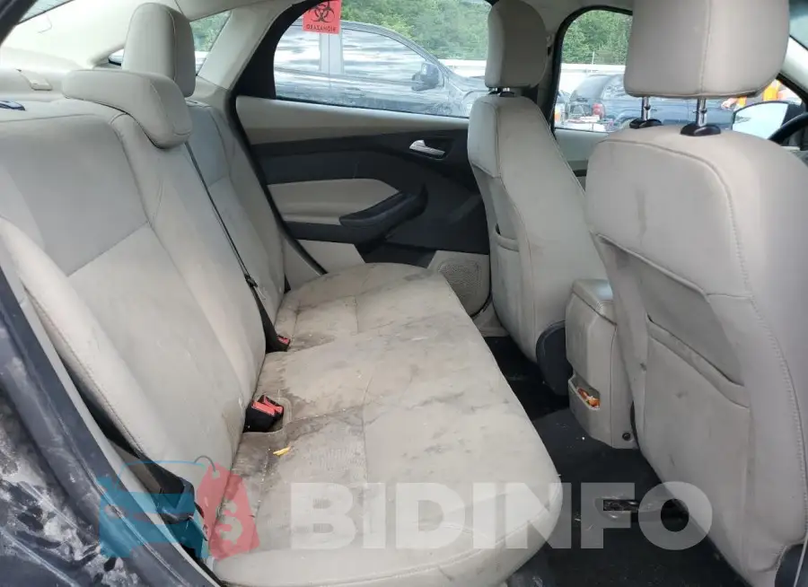 1FADP3FE2FL267476 Photo# 10