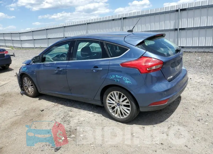 1FADP3N25JL202217 Photo# 2