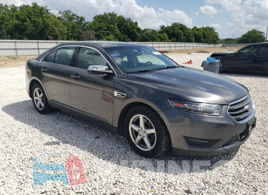 1FAHP2F8XGG109628 Photo# 4