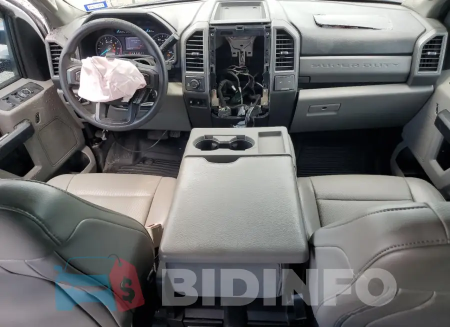 1FT7W2B66JEB22473 Photo# 8