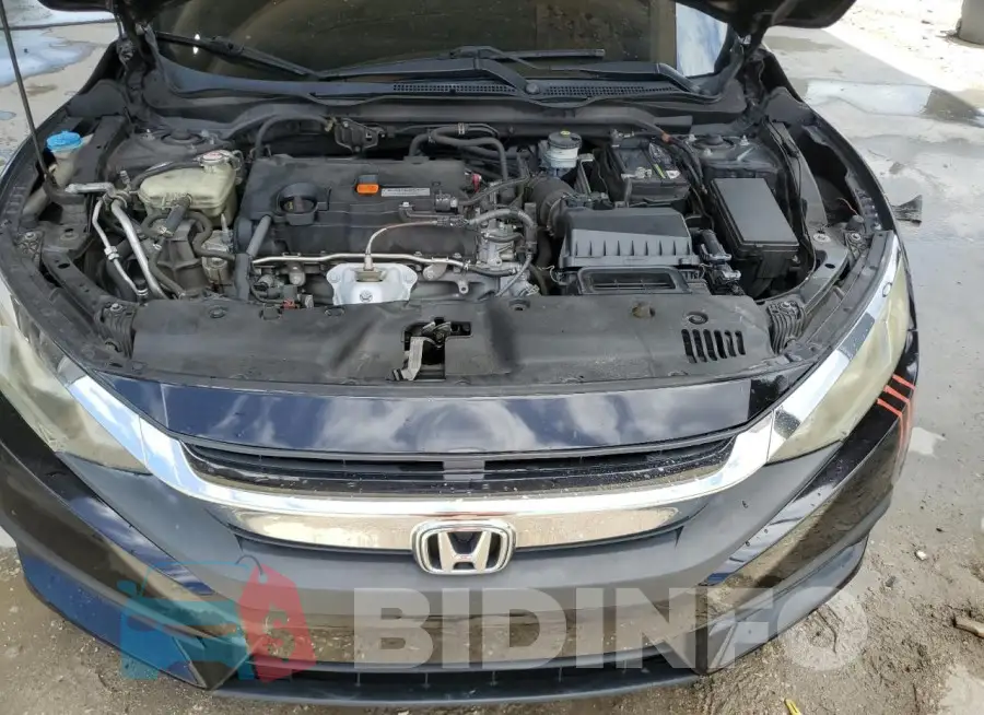 19XFC2F70GE042994 Photo# 11