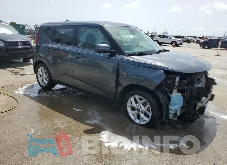 KNDJ23AUXL7058677 Photo# 4