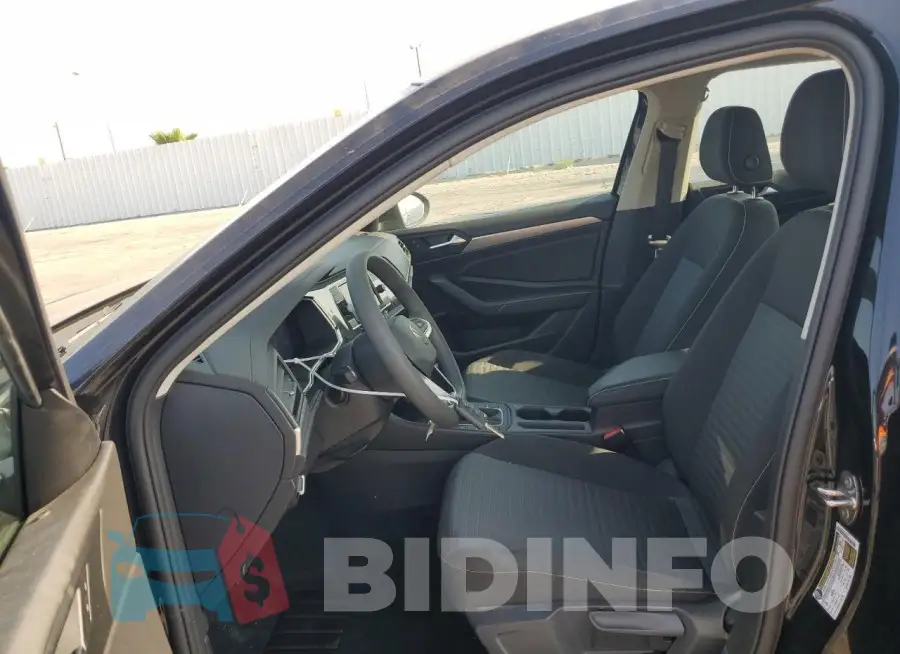 3VWCM7BU9NM009341 Photo# 7