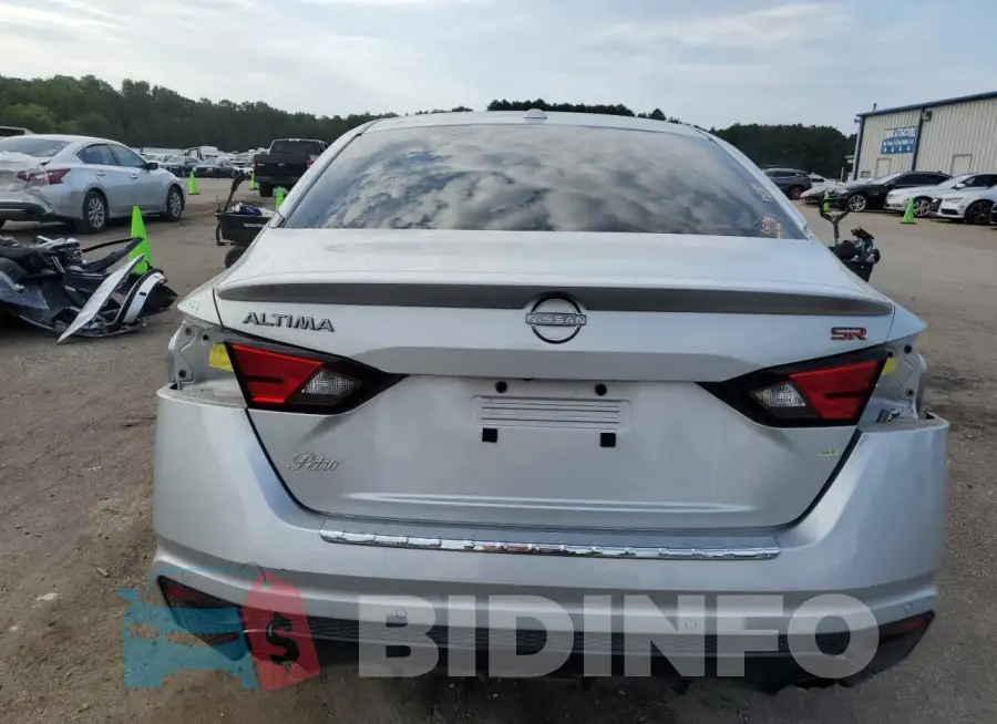 1N4BL4CV6PN306864 Photo# 6