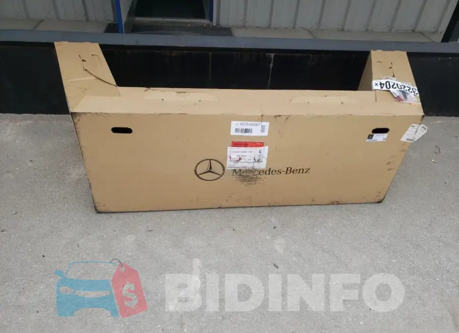 WDDWJ8DB3KF846775 Photo# 12
