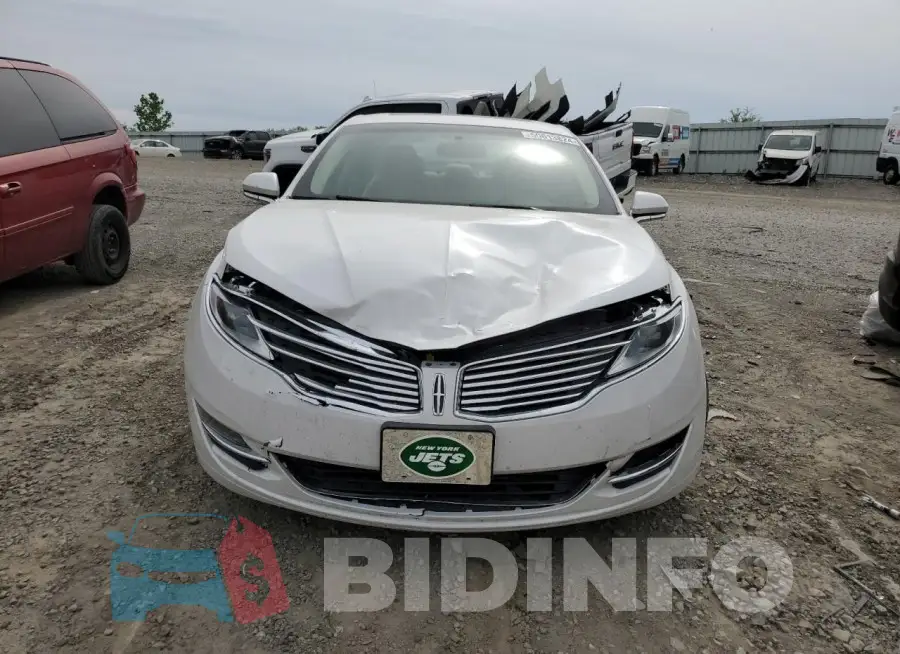 3LN6L2J9XFR603696 Photo# 5