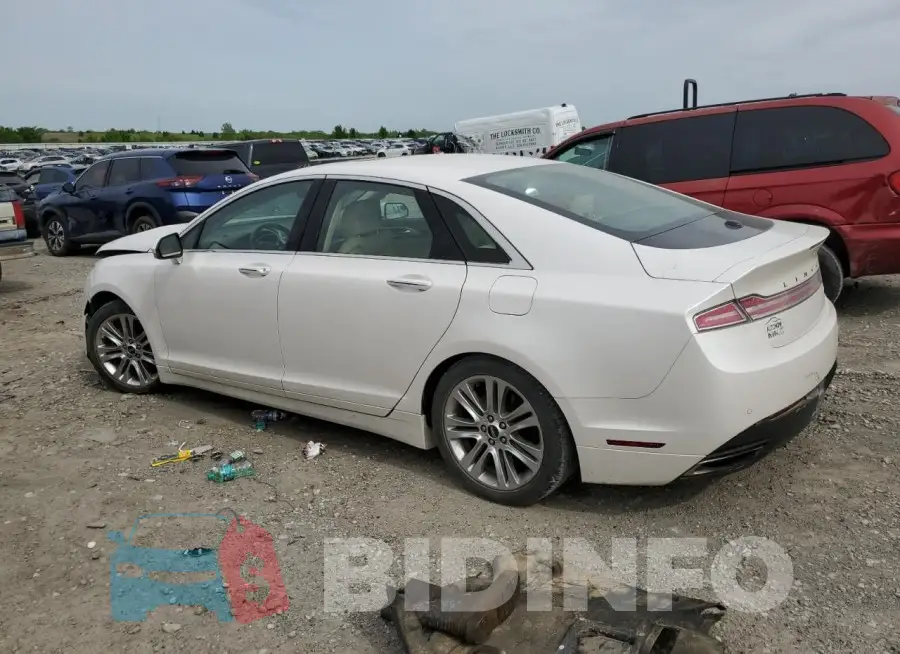 3LN6L2J9XFR603696 Photo# 2