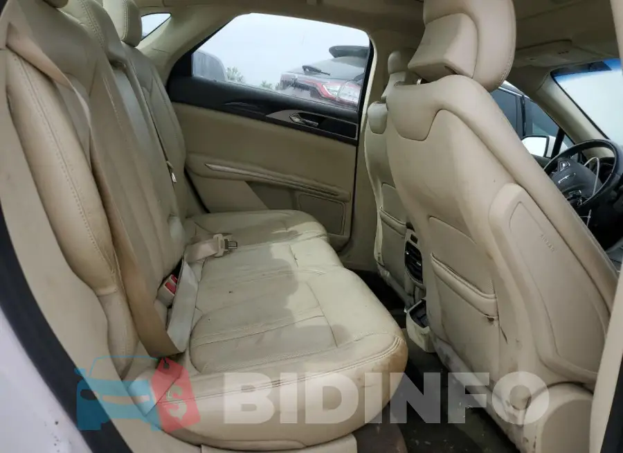3LN6L2J9XFR603696 Photo# 10