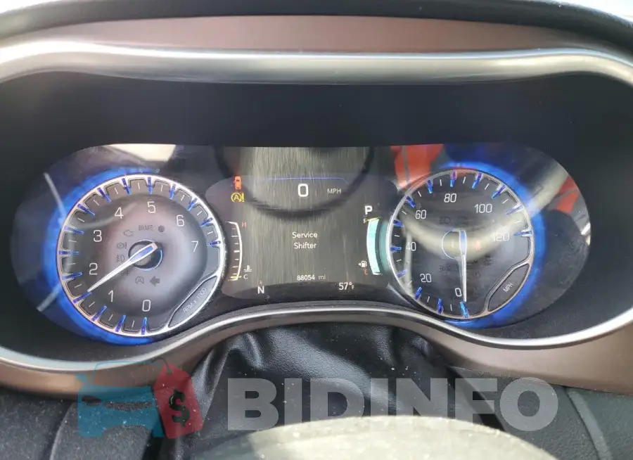2C4RC1EGXKR733594 Photo# 9