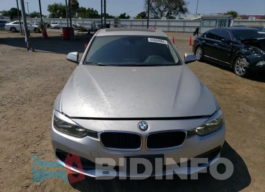 WBA8A9C50GK615767 Photo# 5