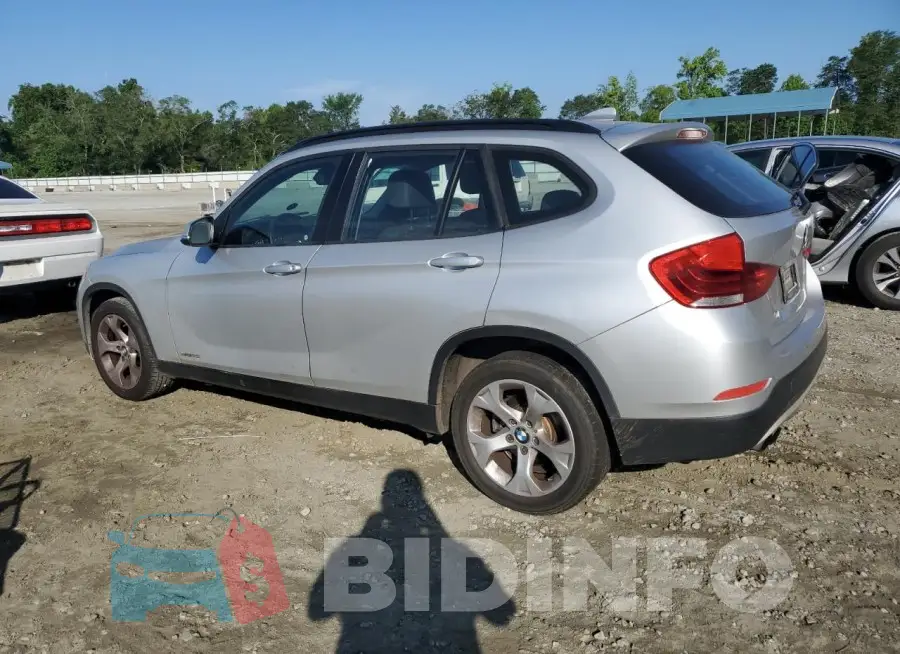 WBAVM1C50FVW58126 Photo# 2