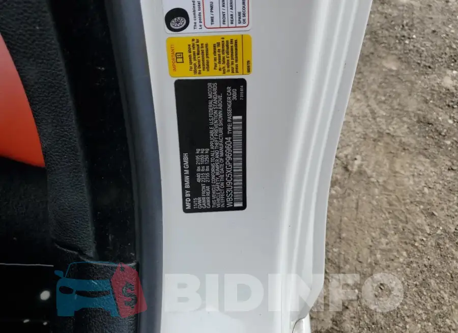 WBS3U9C5XGP969604 Photo# 13