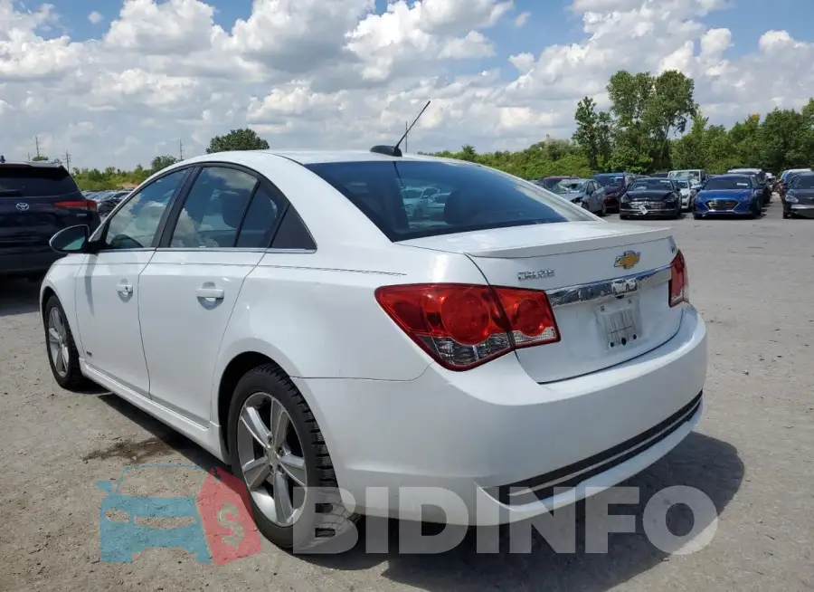 1G1PE5SB8F7156663 Photo# 2