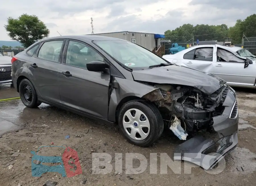 1FADP3E27JL208259 Photo# 4