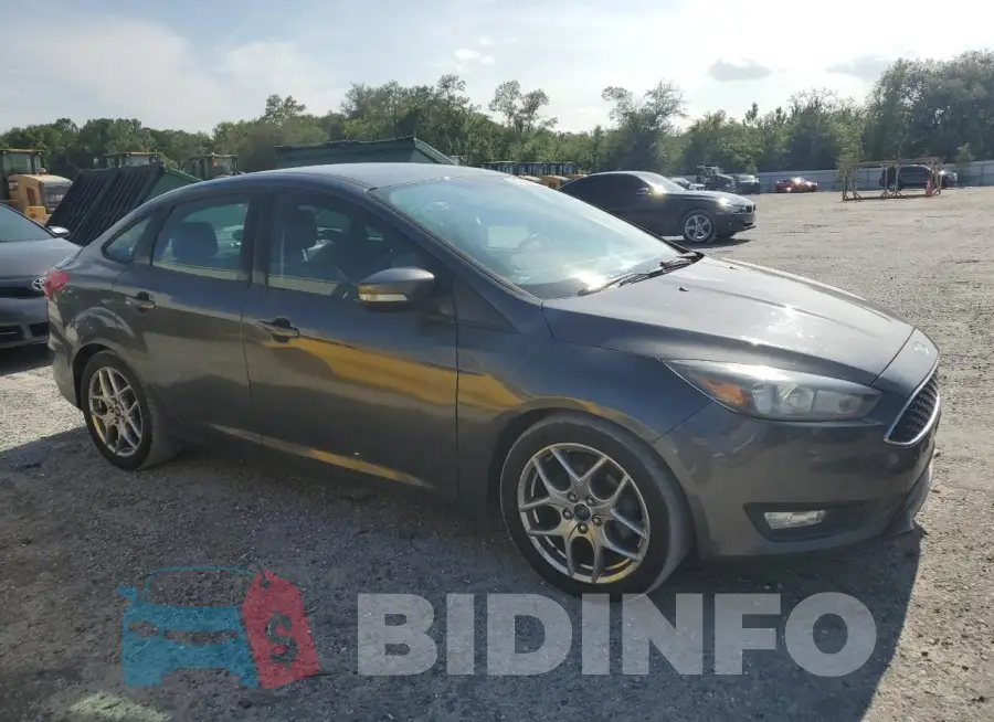 1FADP3F2XFL271278 Photo# 4