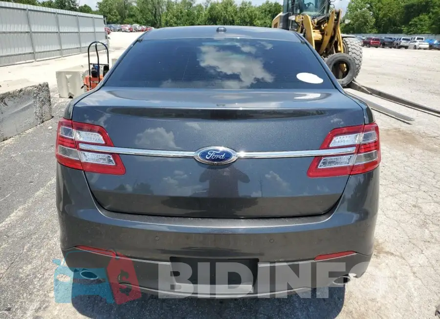 1FAHP2E82FG136032 Photo# 6