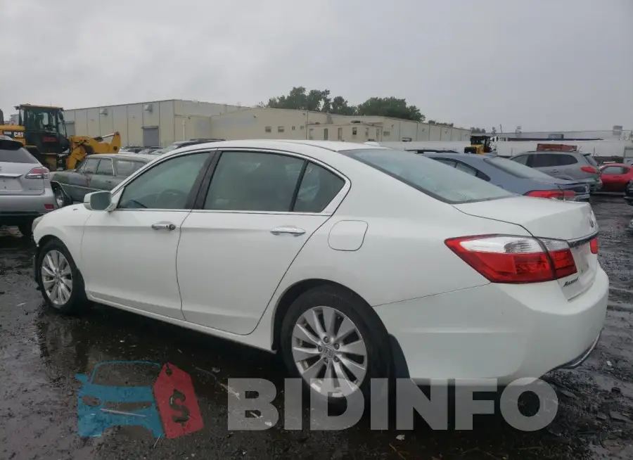 1HGCR2F86FA014517 Photo# 2