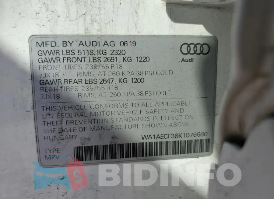 WA1AECF38K1076680 Photo# 12