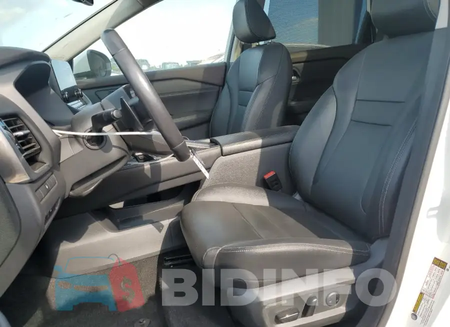 5N1BT3CB4PC786923 Photo# 7