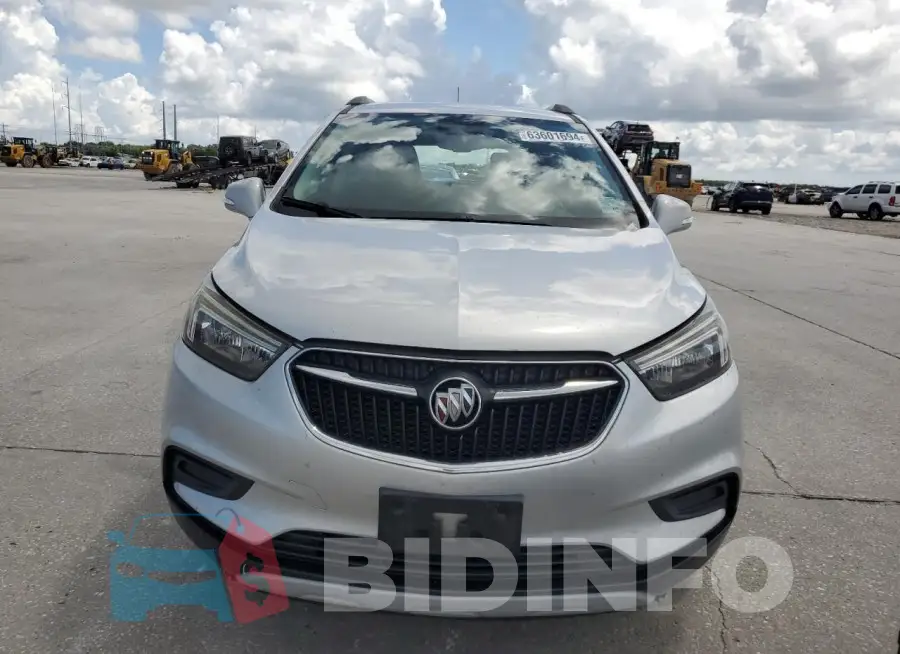 KL4CJASB1JB651751 Photo# 5
