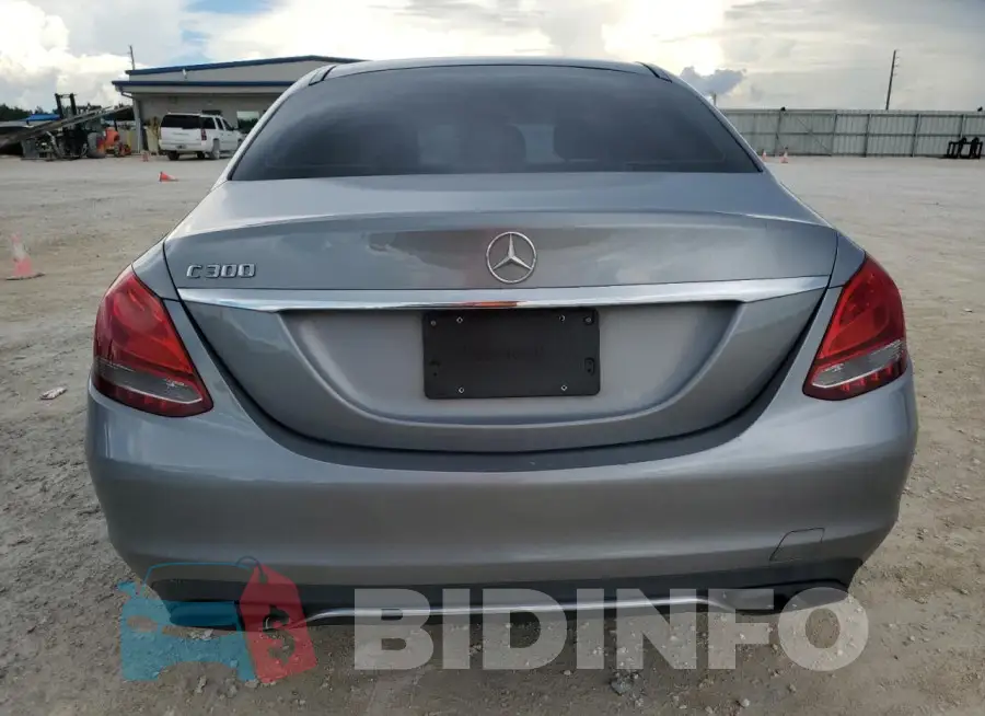 55SWF4JB4GU131880 Photo# 6