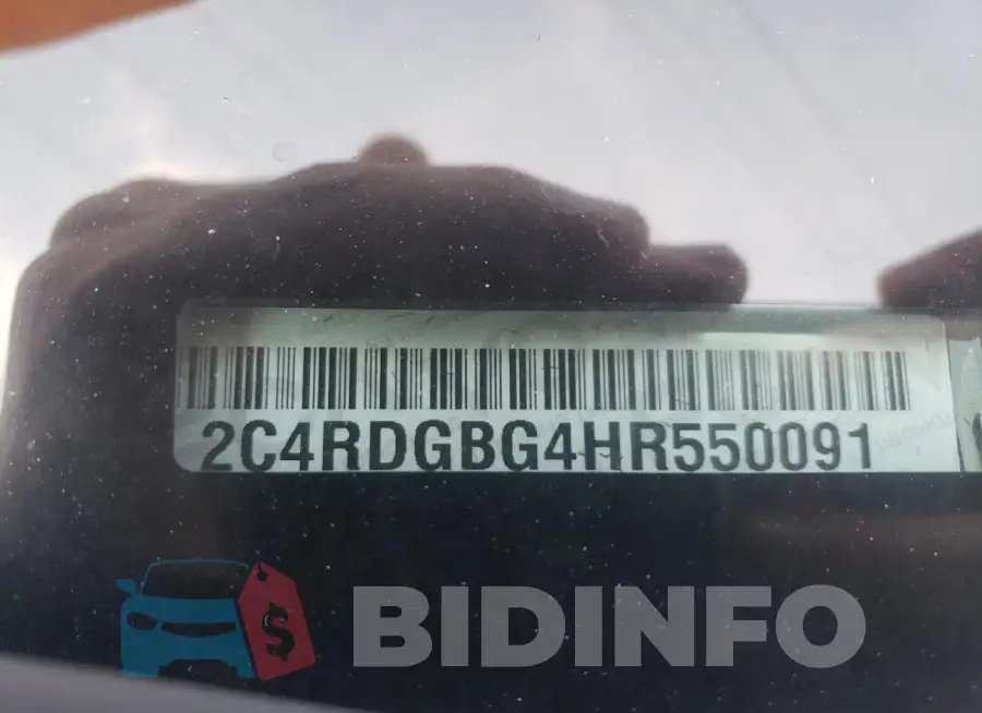 2C4RDGBG4HR550091 Photo# 13