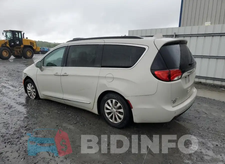 2C4RC1BG5HR657912 Photo# 2