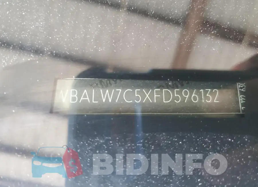 WBALW7C5XFD596132 Photo# 12