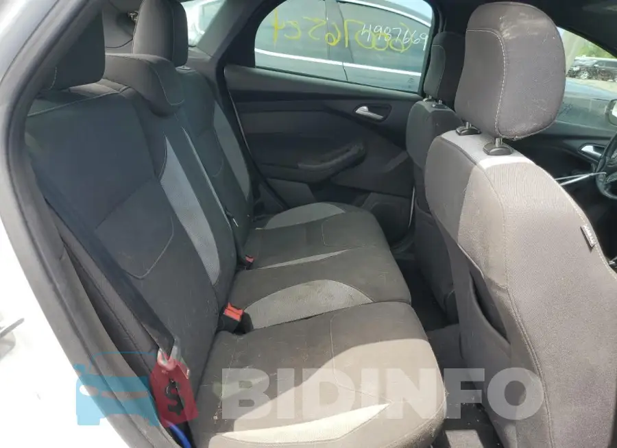 1FADP3L93FL299764 Photo# 10