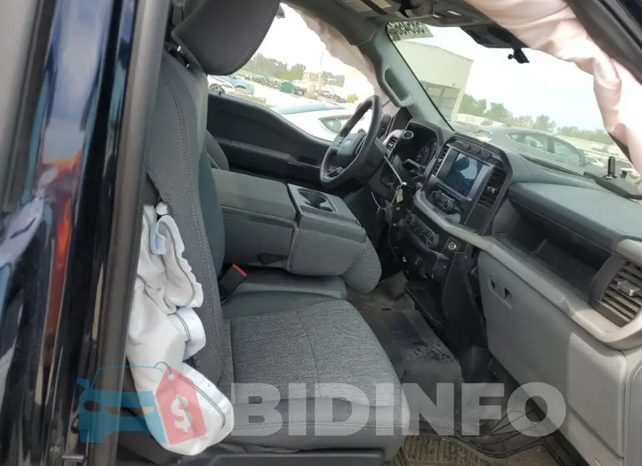 1FTNF1E82PKD46722 Photo# 10