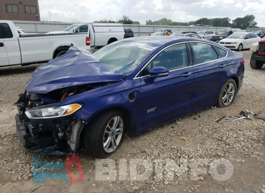 3FA6P0SU3GR288196 Photo# 1