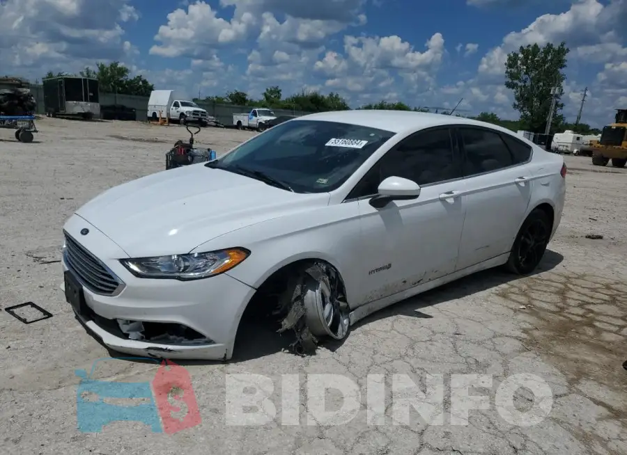 3FA6P0UUXJR225536 Photo# 1