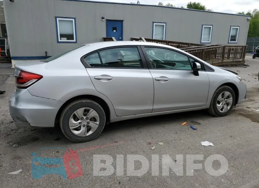 19XFB2F56FE063140 Photo# 3