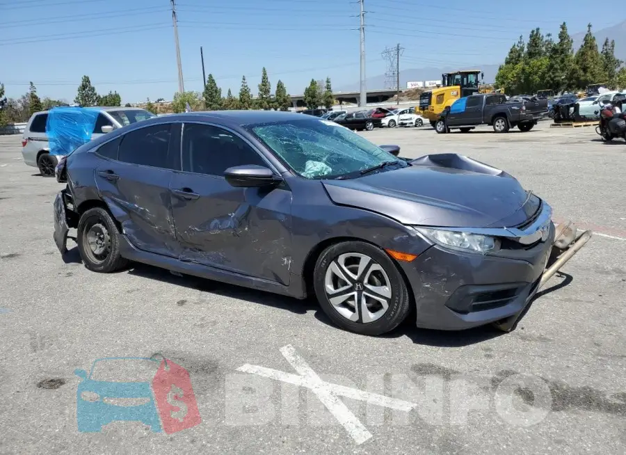 2HGFC2F57GH576613 Photo# 4