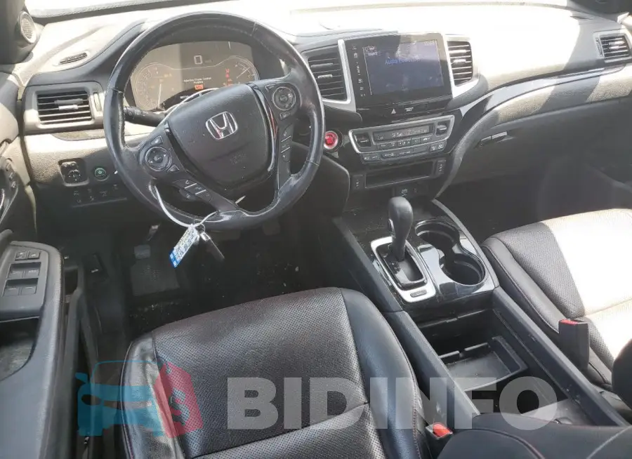 5FPYK3F83HB001143 Photo# 8