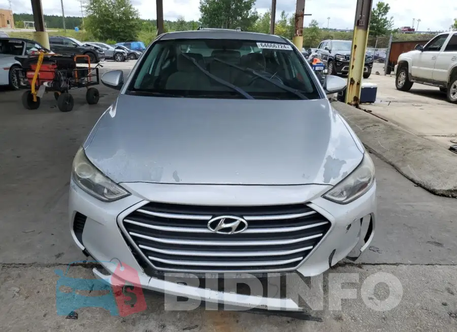 5NPD74LFXHH112663 Photo# 5