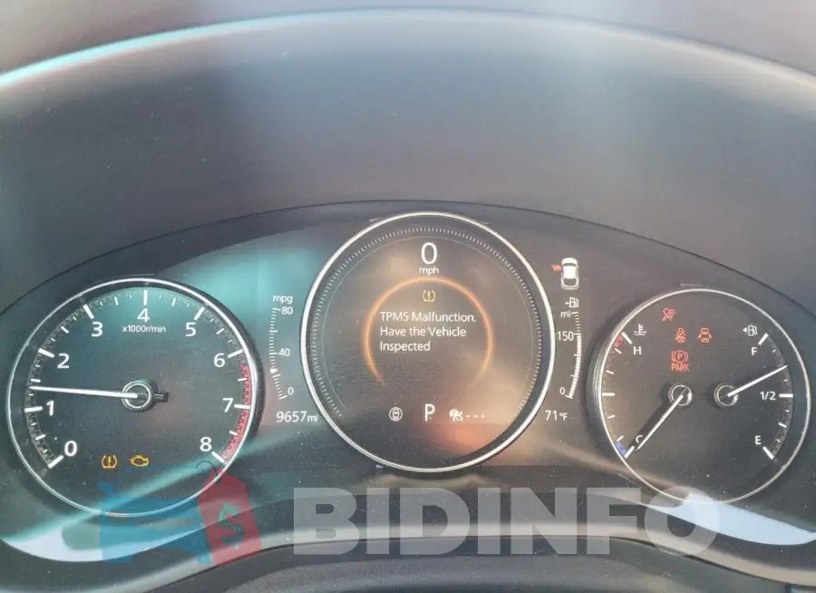 3MVDMBDY9PM565533 Photo# 9