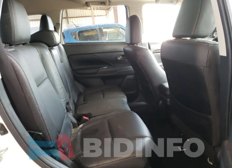 JA4AD3A31JZ048231 Photo# 11