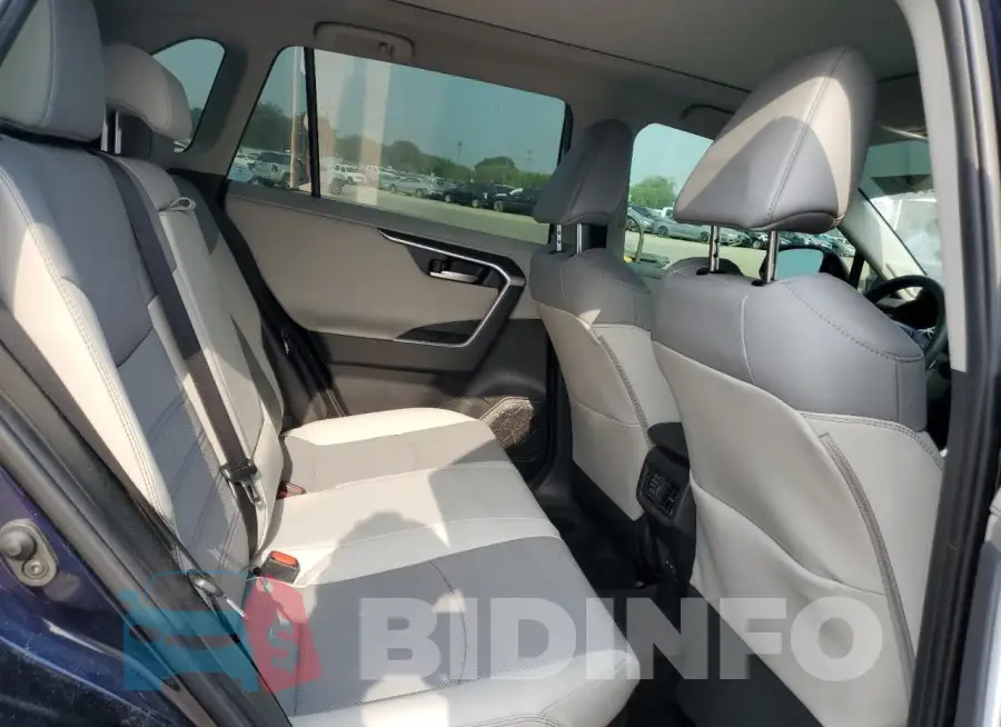 4T3D6RFV6PU122570 Photo# 10