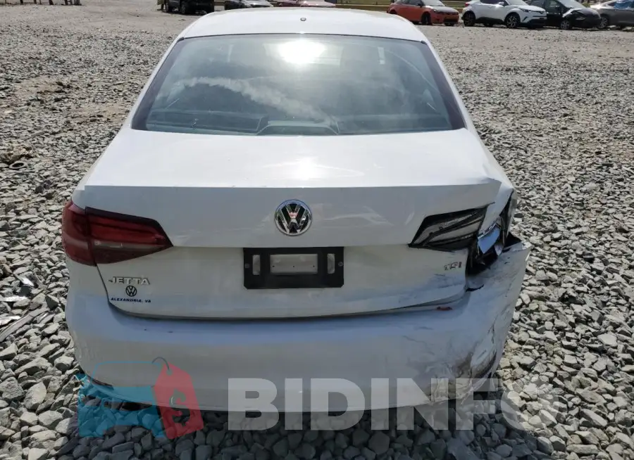 3VW2B7AJ5HM302019 Photo# 6
